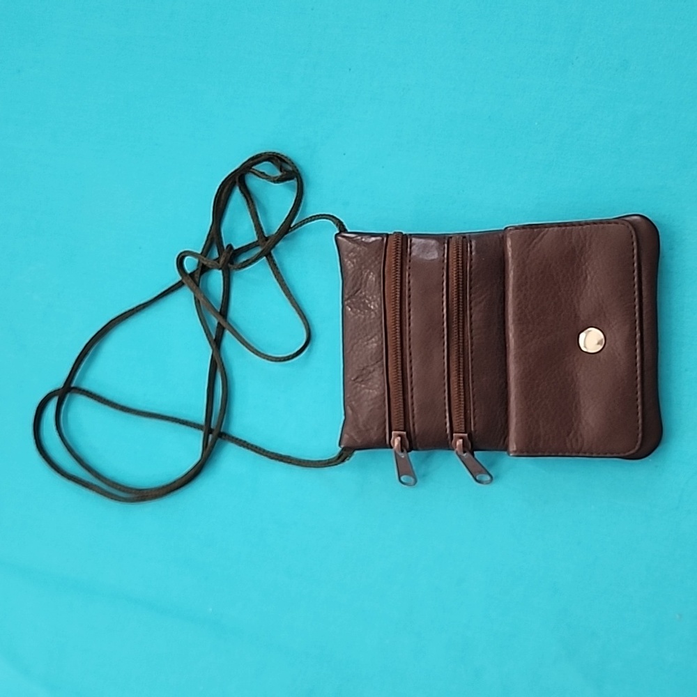 NWOT Paul & Taylor Brown Leather Crossbody Purse